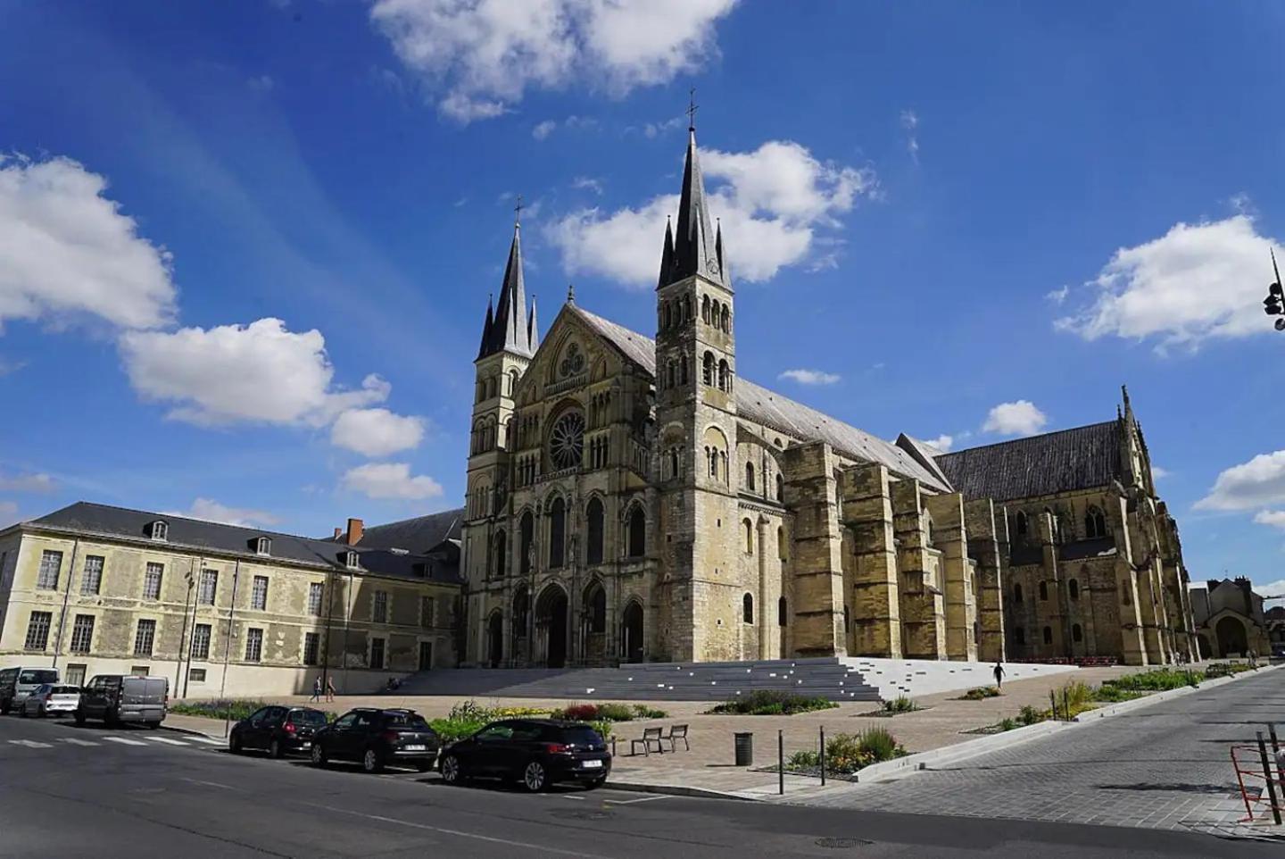 Apartmán Cathedrale/Centre/Free Parking Remeš Exteriér fotografie